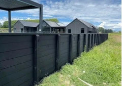 Best Service For Residential Fence Painting in Cambridge
