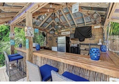 Unwind in Style with 5-Star Vacation Rentals Anna Maria Island