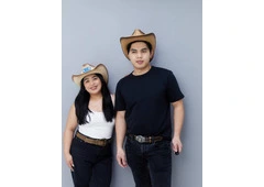 Photo Portrait Studio Near me | Headshots Toronto & Studio Photos Montreal