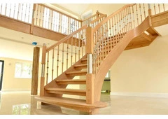 Modern Cantilever Stairs for Luxury Interiors