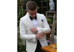 Wedding Suits with Timeless Elegance