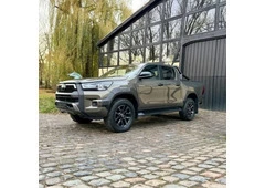 Toyota Hilux 2.8 D-4D 4Wd Invincible