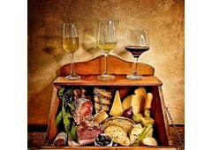 What is the best food and wine pairing experience in Rome?