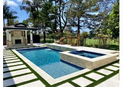 Swimming Pool Contractors Long Beach | Custom Pool Construction | Werth Builders